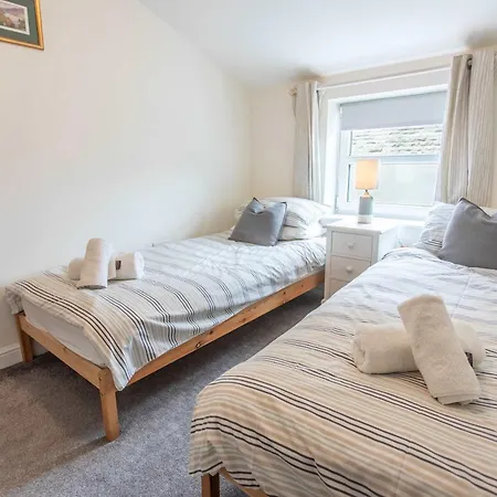 Cosy 2-bed Stone In By Mcpi Hosting, Ideal For Families & Friends! Holiday home