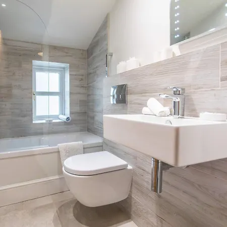 Holiday home Cosy 2-bed Stone In By Mcpi Hosting, Ideal For Families & Friends! *